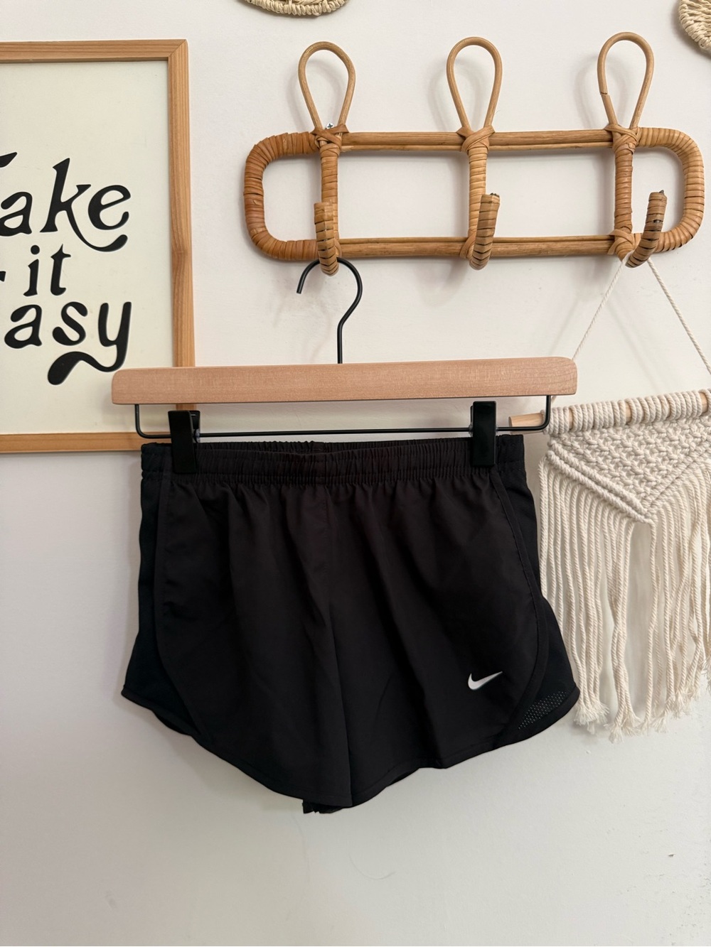 Nike - big kid - size small - black dri fit shorts
